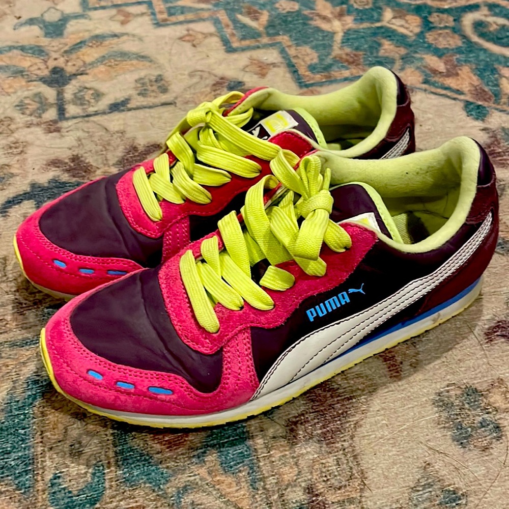 Puma sneakers women 7.5